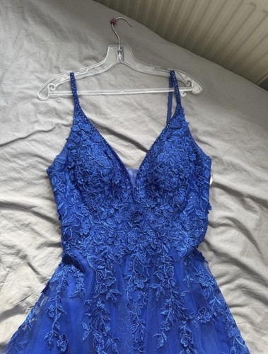 Tiffany aproni royal blue - tiffany’s,