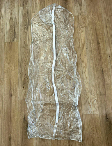 Lot clear plastic zip - of,
